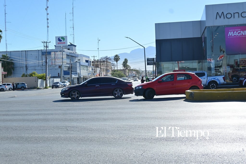 Galería fotográfica: Cruzar la calle en Monclova no debería ser un riesgo, pero lo es.