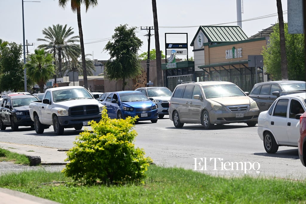 Galería fotográfica: Calor transforma la rutina diaria en Monclova