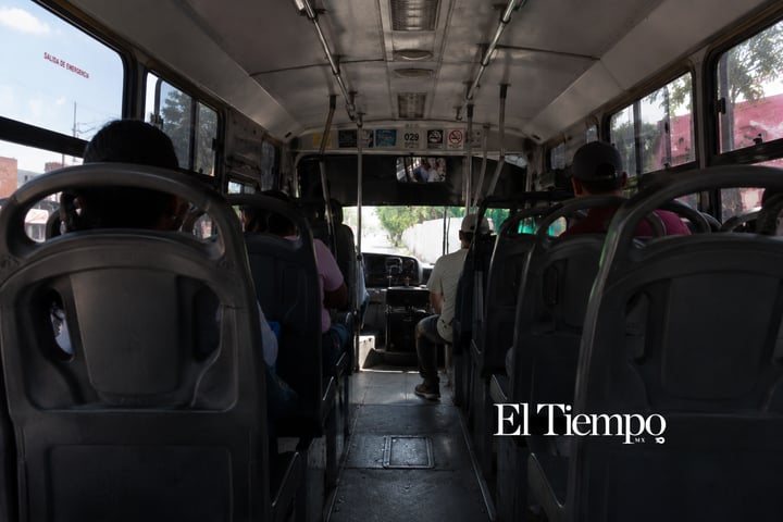 Galería fotográfica: Calor extremo complica traslados en transporte público de Monclova