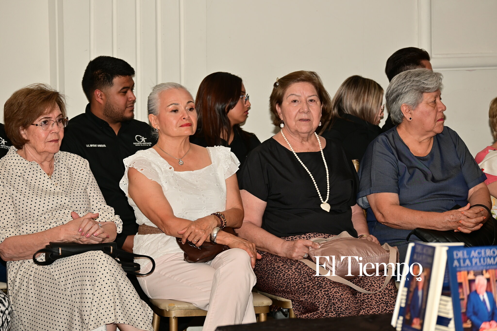 Galería fotográfica: Felipe González presenta libro que rescata memoria familiar e historia regional de Monclova