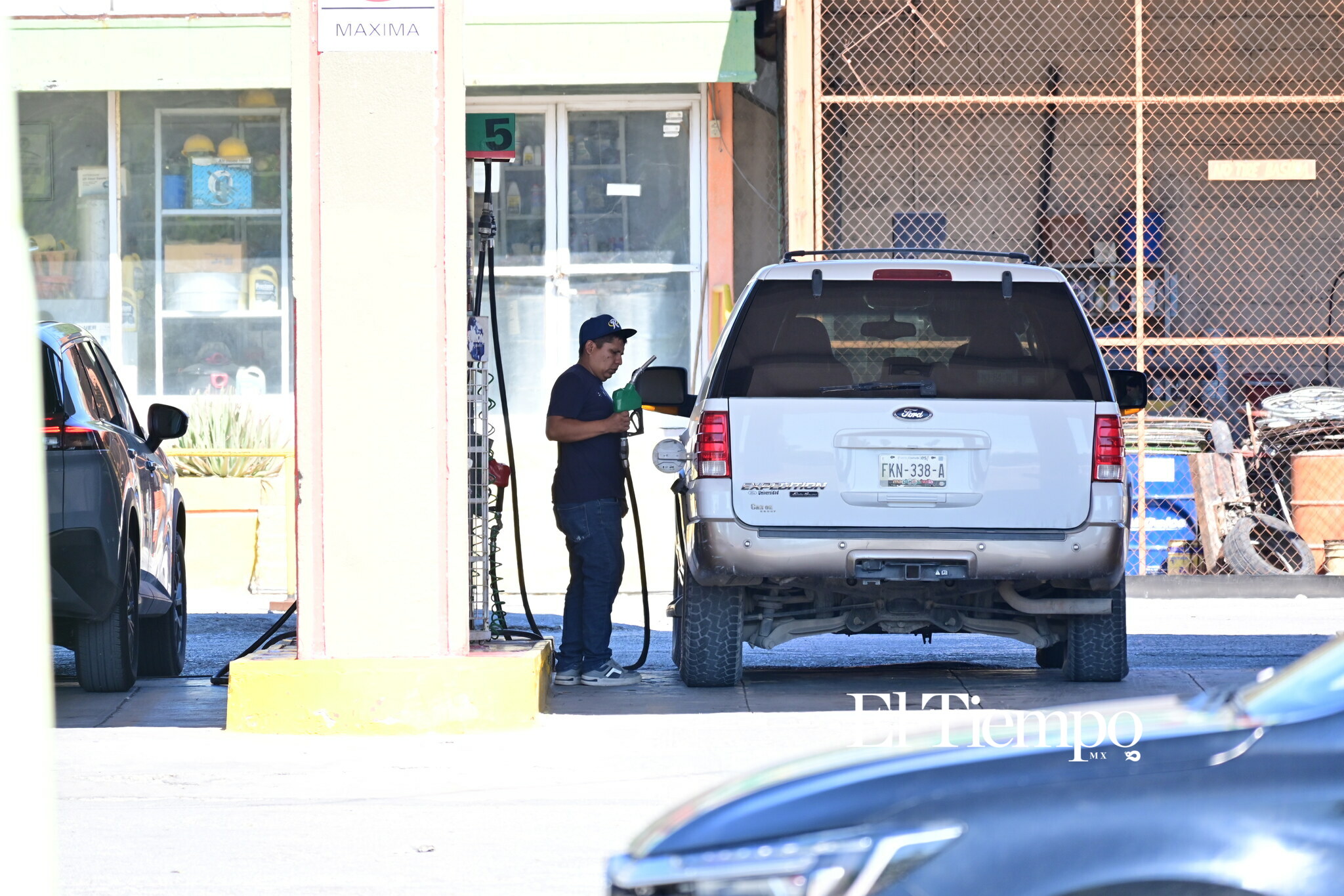 Galería fotográfica: Gasolina de 24 pesos, ¿precio estable o precio subsidiado?