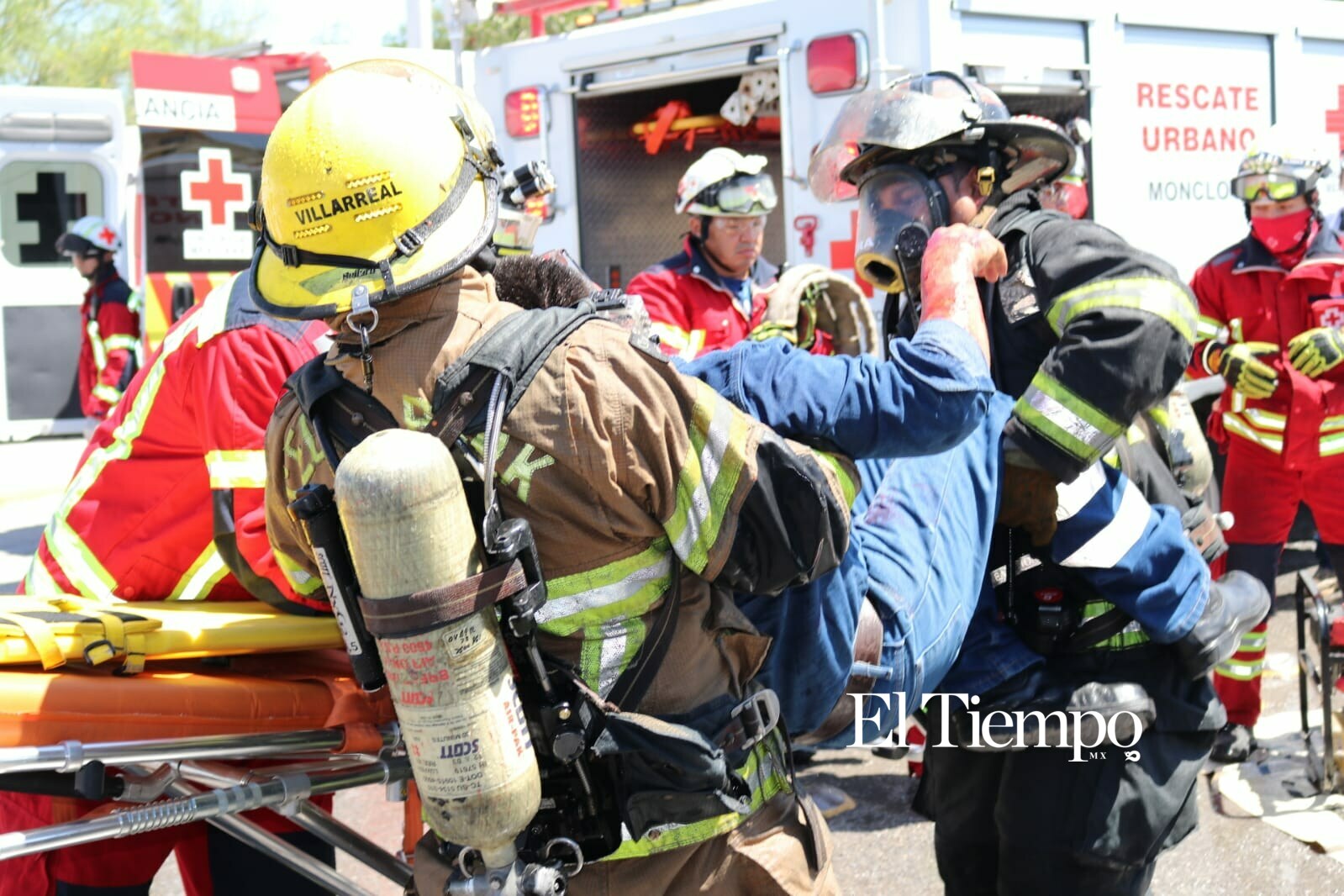 Galería fotográfica: Simulacro recrea choque de pipa de gas y tráiler en Monclova