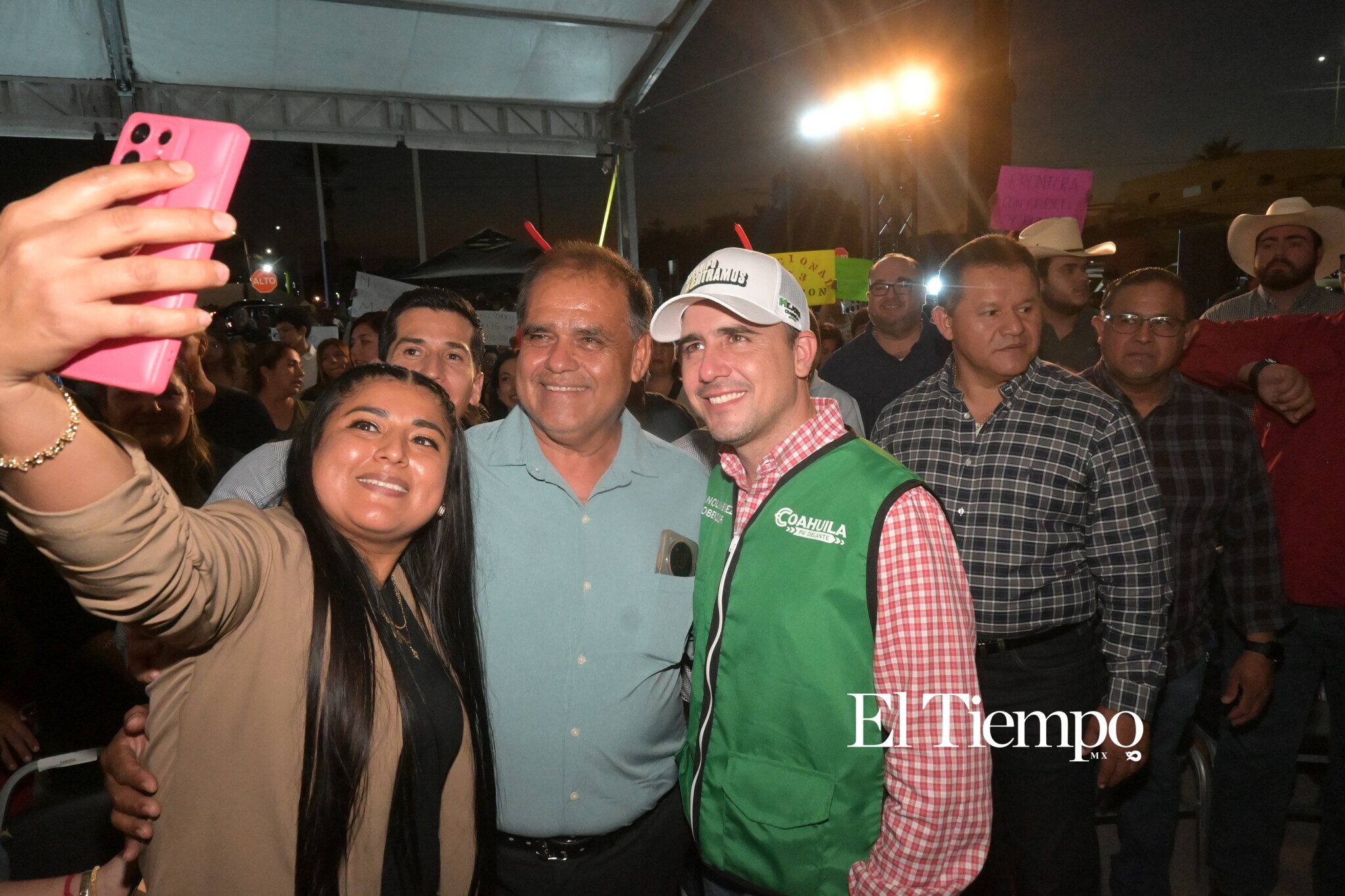 Galería fotográfica: Destinan 121.8 millones para bacheo y obras en Ciudad Frontera