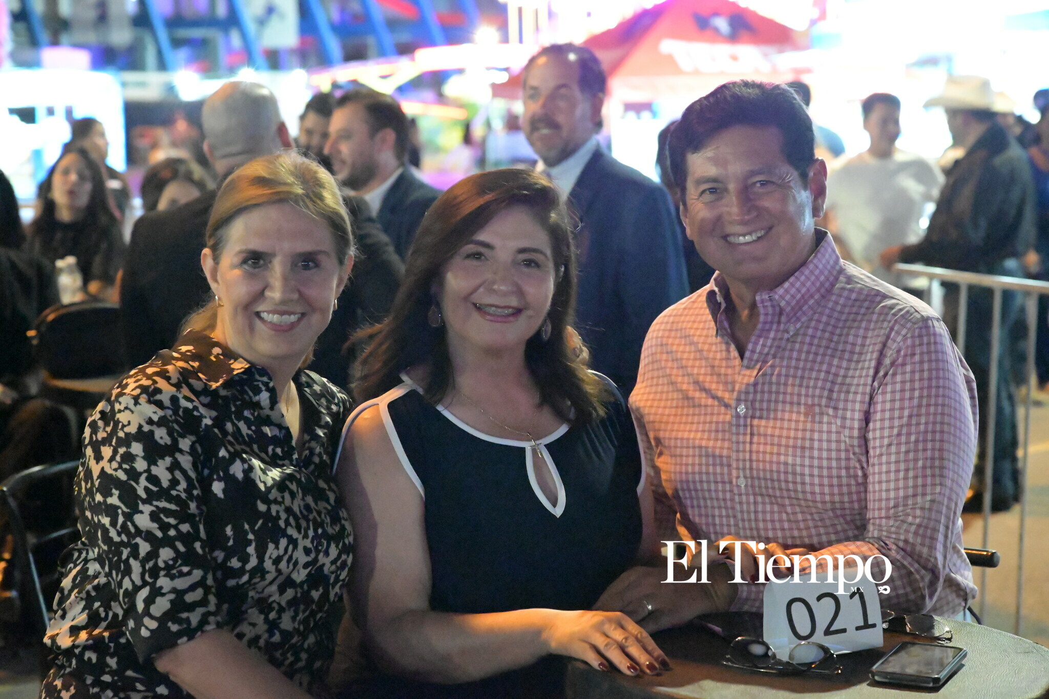Galería fotográfica: 🎡🎶 ¡ARRANCÓ LA FERIA MONCLOVA 2026! 🎉