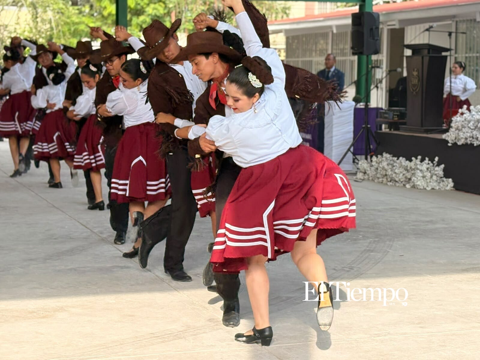 Galería fotográfica: Normal de Monclova celebra ocho años con 428 alumnos